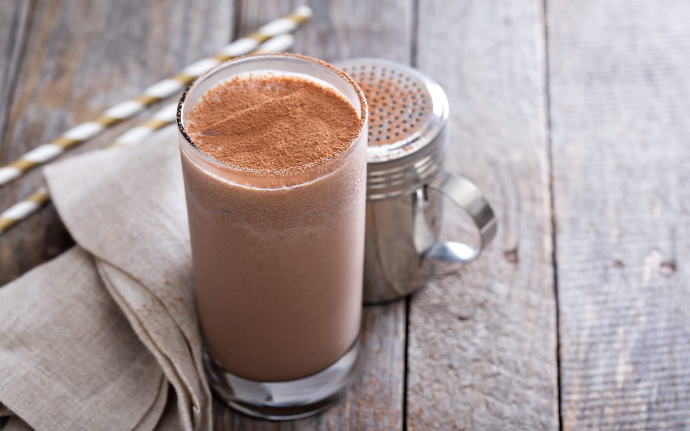 Cinnamon Chocolate Smoothie – Dr. Livingood